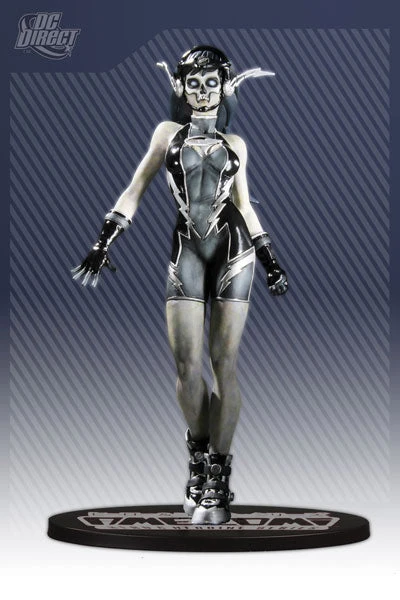 Ame-Comi 9 Inch PVC Statue Heroine Series - Black Flash 3 Ame-Comi 9 Inch PVC Statue Heroine Series - Black Flash