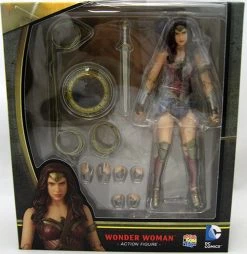 Batman Vs Superman Dawn Of Justice 6 Inch Action Figure MAFEX Series - Wonder Woman (Shelf Wear Packaging)
