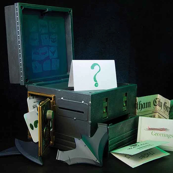DC Direct The Batman Life Size Prop Replica - Riddler Puzzle Box (Detective Mode Variant) 5 DC Direct The Batman Life Size Prop Replica - Riddler Puzzle Box (Detective Mode Variant) - Image 3