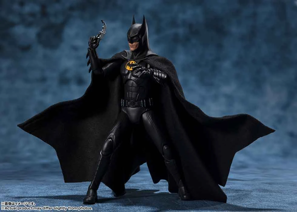 The Flash 6 Inch Action Figure S.H. Figuarts - Batman (Michael Keaton) (Pre-Order Ships Feb. 2024) 4 The Flash 6 Inch Action Figure S.H. Figuarts - Batman (Michael Keaton) (Pre-Order Ships Feb. 2024) - Image 2