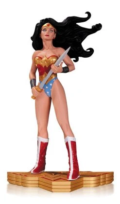 Wonder Woman 7 Inch Statue Figure Art Of War Series - Wonder Woman By Adam Hughes
